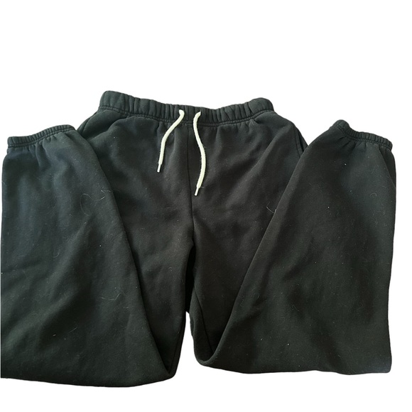 Old Navy Black Sweatpants - Picture 2 of 5